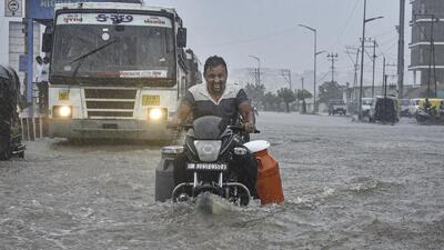 Parts of the west coast and central India have been facing a flood-like situation. (PTI) Parts of the west coast and central India have been facing a flood-like situation. (PTI)