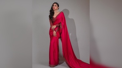 For makeup, Mouni Roy opted for bold kohl winged eyes and red lips with subtle blushed cheeks. (Instagram/@imouniroy) For makeup, Mouni Roy opted for bold kohl winged eyes and red lips with subtle blushed cheeks. (Instagram/@imouniroy)