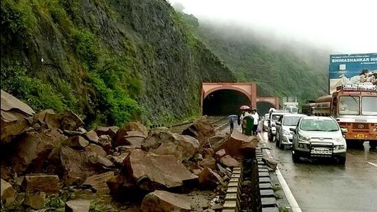 According to officials, a landslide occurred at the entry point of the tunnel at Satara end. (REPRESENTATIVE PHOTO)