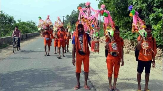 Pilgrims undertaking Kanwar Yatra commencing from Thursday can access information about various arrangements and facilities developed on the 90-kilometre-long stretch of Kanwariya Path that falls in Bihar . (HT Photo)