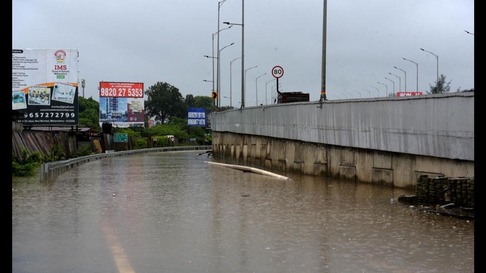 Road Below New Belapur-Ulwe Flyover Closed For Traffic Due To Heavy ...