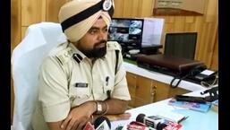 Patna SSP Manavjit Singh Dhillon.  (Santosh Kumar/HT Photo)