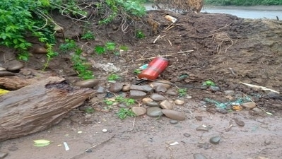 A suspicious cylinder was found in the Akhnoor sector of Jammu and Kashmir. A suspicious cylinder was found in the Akhnoor sector of Jammu and Kashmir.