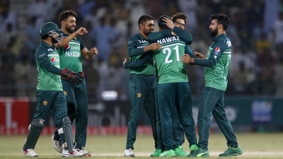 Pakistan players in action (AP) Pakistan players in action (AP)
