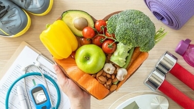 In order to boost the immunity of the body, we all need to make changes in our diet and lifestyle. Nutritionist Anjali Mukerjee addressed the issue of how to avoid falling sick and noted down a few changes that should be brought in gradually in the lifestyle and the diet in order to stay healthy and fit. Anjali stated that in order to heal the body through natural means, we need patience and perseverance to make drastic changes in the lifestyle. However, some of the changes should be initiated and gradually done. (Unsplash) In order to boost the immunity of the body, we all need to make changes in our diet and lifestyle. Nutritionist Anjali Mukerjee addressed the issue of how to avoid falling sick and noted down a few changes that should be brought in gradually in the lifestyle and the diet in order to stay healthy and fit. Anjali stated that in order to heal the body through natural means, we need patience and perseverance to make drastic changes in the lifestyle. However, some of the changes should be initiated and gradually done. (Unsplash)