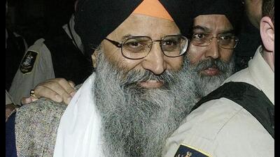 Canada-based Sikh leader and businessman Ripudaman Singh Malik, who was acquitted in 1985 Air India Kanishka bombing by Canadian judiciary in 2005, was shot dead by a group of three unidentified assailants outside his Surrey office on Thursday morning, said police.