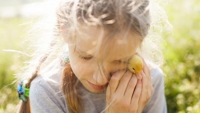 Highly sensitive children have a nervous system that is highly aware and are wired to process their feelings and experiences more deeply. While the kids are extraordinary, it is important to go easy with disciplining and let them be who they are. Here are tips by nutritionist and wellness expert Karishma Shah. (Unsplash) Highly sensitive children have a nervous system that is highly aware and are wired to process their feelings and experiences more deeply. While the kids are extraordinary, it is important to go easy with disciplining and let them be who they are. Here are tips by nutritionist and wellness expert Karishma Shah. (Unsplash)