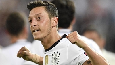 Mesut Ozi (AP Photo)
