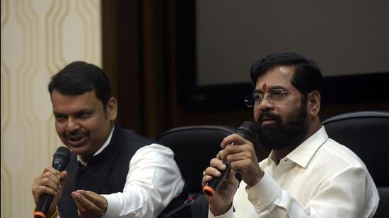 Chief Minister of Maharashtra Eknath Shinde with Deputy CM Devendra Fadnavis during a press conference (HT Photo)