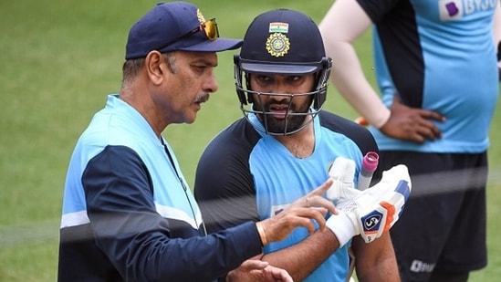 Ravi Shastri and Rohit Sharma during India's tour of England last year.&nbsp;(Getty)