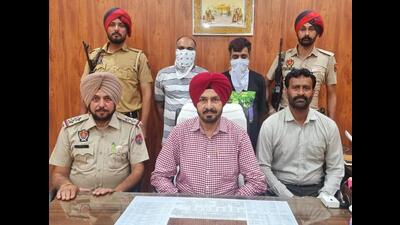 Special Task Force (STF), Ludhiana range, arrested two accused for drug peddling and recovered 650 gm heroin from their possession. (HT File) Special Task Force (STF), Ludhiana range, arrested two accused for drug peddling and recovered 650 gm heroin from their possession. (HT File)