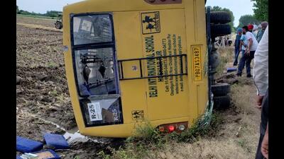 The bus belonging to Delhi International Public School, Jian village, was on its way to drop the students when the accident took place. (HT Photo) The bus belonging to Delhi International Public School, Jian village, was on its way to drop the students when the accident took place. (HT Photo)