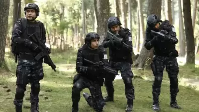 Shoorveer focusses on Hawks, a fictitious joint task force of the Indian armed forces. Shoorveer focusses on Hawks, a fictitious joint task force of the Indian armed forces.