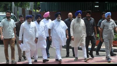 A SAD delegation leaving the Raj Bhawan after meeting Punjab governor Banwarilal Purohit on Friday. (Ravi Kumar/HT)