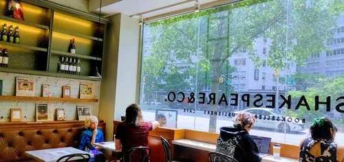 Shakespeare & Co, Lexington Ave, New York. Shakespeare & Co, Lexington Ave, New York. 