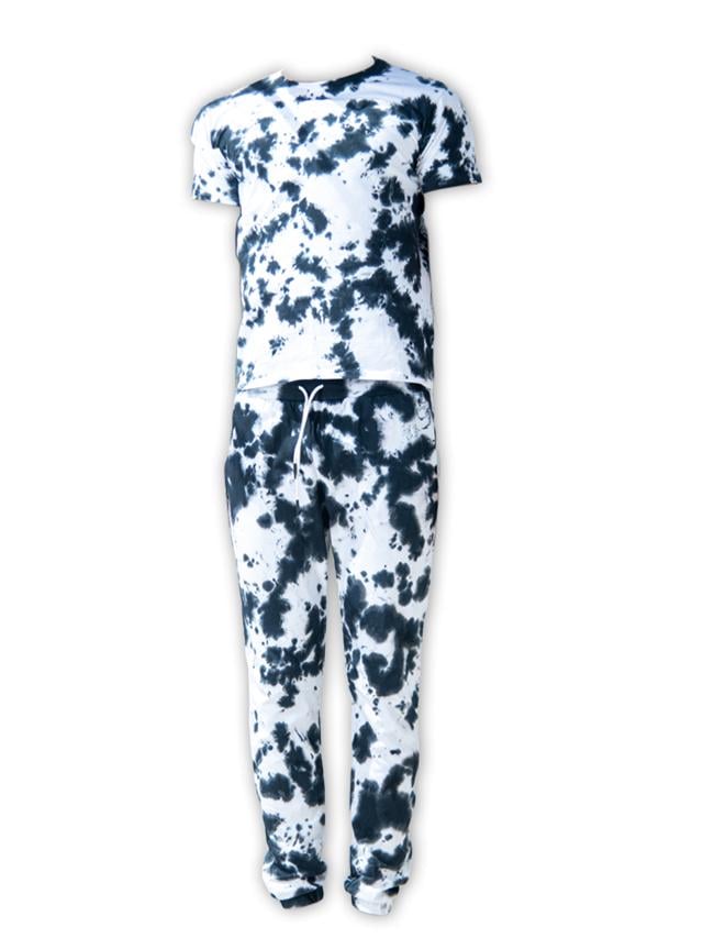 A coordinated athleisurewear tie & dye set when out with a group of friends, will make you stand apart (Tie & dye blue and white jogger and half sleeve t-shirt by Tistabene)