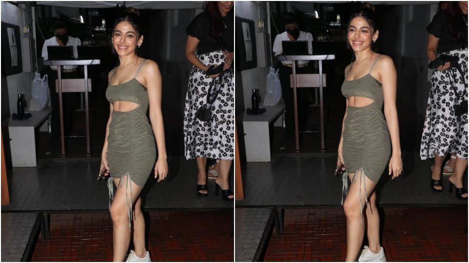 Alaya F was clicked outside Izumi in Bandra.(HT Photos/Varinder Chawla)