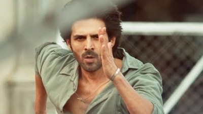 Kartik Aaryan in his first look from Shehzaada.