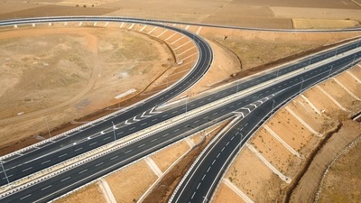Bundelkhand Expressway (Twitter/@narendramodi) Bundelkhand Expressway (Twitter/@narendramodi)