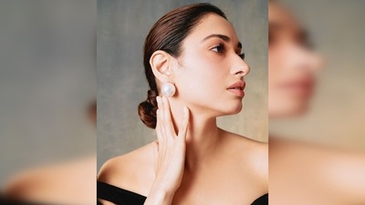 Tamannaah Bhatia wore just a pair of big pearl earrings and allowed her glamorous red-carpet-worthy outfit do all the talking. (Instagram/@tamannaahspeaks) Tamannaah Bhatia wore just a pair of big pearl earrings and allowed her glamorous red-carpet-worthy outfit do all the talking. (Instagram/@tamannaahspeaks)