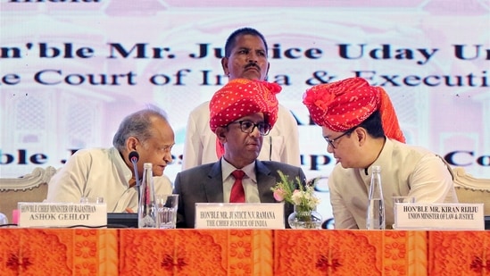 CJI NV Ramana, Rajasthan CM Ashok Gehlot, Union Law and Justice Minister Kiren Rijiju during the 18th All India Legal Services Authorities Meet in Jaipur,&nbsp;(PTI)