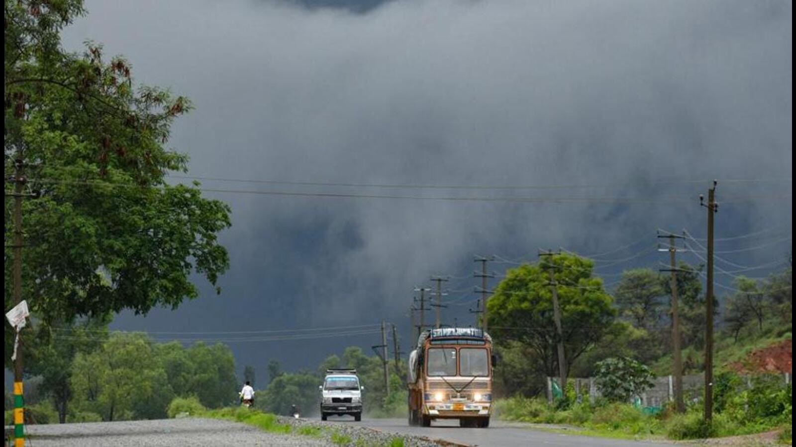 Heavy Rain Continues Across Karnataka, Coastal Areas Worst Hit | Latest ...