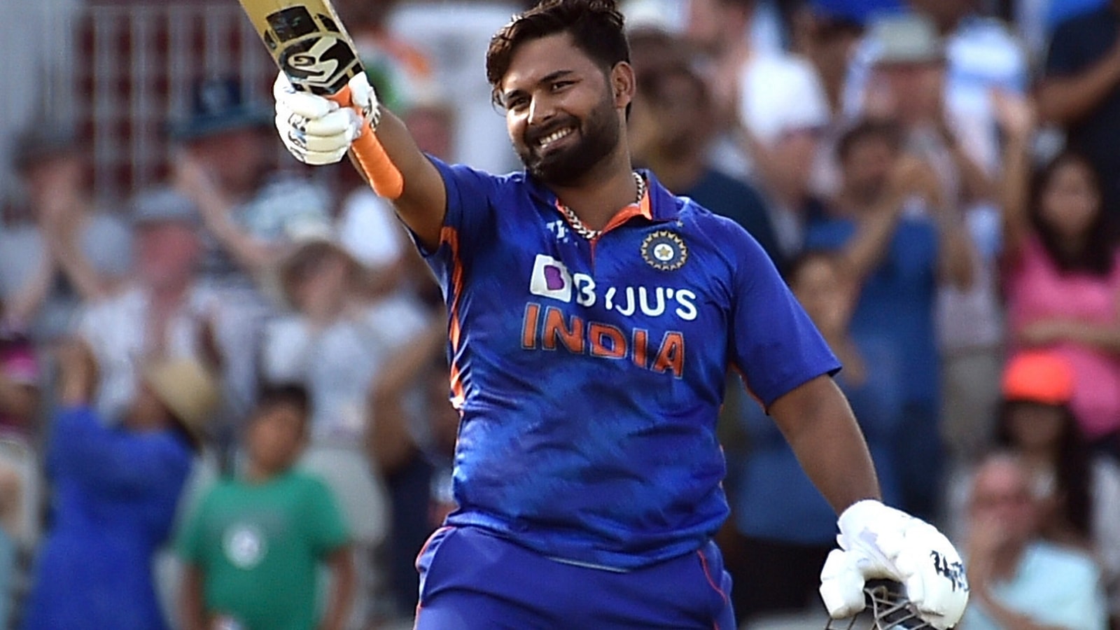 Rishabh Pant eclipses Dhoni with magnificent ton, leads India to ODI series  win | Cricket - Hindustan Times