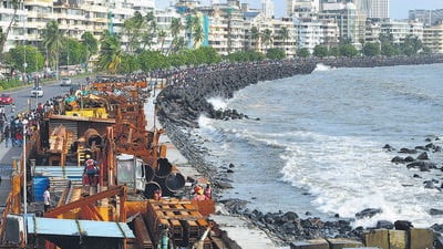 Mumbai, India – July 17, 2022: Tetrapods that have been removed adjoining sea-wall near Princess Street Flyover, in Mumbai, India, on Sunday, July 17, 2022. (Photo by Bhushan Koyande/HT Photo) Mumbai, India – July 17, 2022: Tetrapods that have been removed adjoining sea-wall near Princess Street Flyover, in Mumbai, India, on Sunday, July 17, 2022. (Photo by Bhushan Koyande/HT Photo)