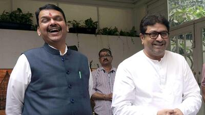 Maharashtra Deputy Chief Minister Devendra Fadnavis meets MNS chief Raj Thackeray, at his residence in Mumbai on Friday (Nitin Lawate/ANI)
