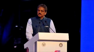 Anand Mahindra's Twitter post about 'simple yet creative' staircase has amused netizens. (Deepak Gupta/HT Photo) Anand Mahindra's Twitter post about 'simple yet creative' staircase has amused netizens. (Deepak Gupta/HT Photo)