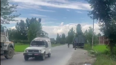 Terrorists fired upon a patrol party at Gangoo Crossing in Pulwama from nearby orchard. (ANI) Terrorists fired upon a patrol party at Gangoo Crossing in Pulwama from nearby orchard. (ANI)
