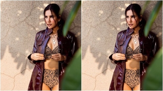 Sonnalli’s fashion diaries are always a treat for sore eyes. A few days back, Sonnalli looked absolutely gorgeous in a bikini and a leather jacket.(Instagram/@sonnalliseygall)