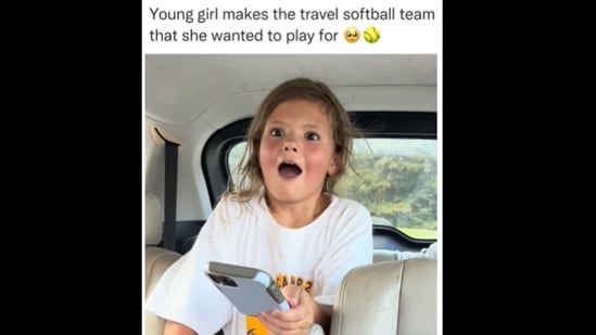 The little girl's reaction when she realises she made it to the softball team is heart-warming.&nbsp;(goodnewsdog/Instagram)