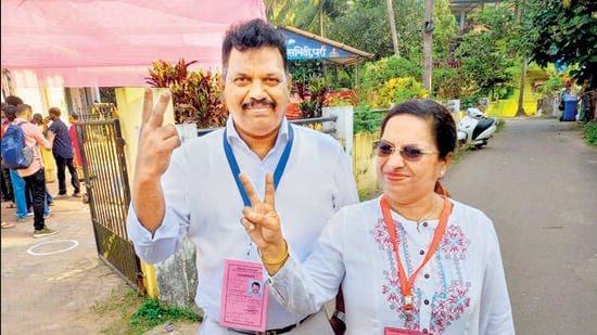 Michael Lobo and his wife Delilah Lobo, a Congress MLA. (HT PHOTO)