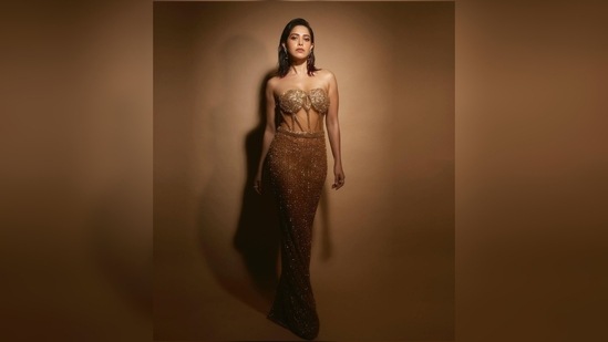 Nushrratt Bharuccha's dress was covered in beads and features corset detailing.(Instagram/@nushrrattbharuccha)