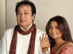 Veteran singer Bhupinder Singh with his wife Mitali Singh.