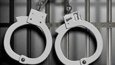 Lucknow Police said a .315 bore country made pistol and four live cartridges were recovered from the history sheeter after the encounter. (Pic for representation)