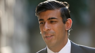 Former Chancellor of the Exchequer Rishi Sunak walks in London, Britain, July 18, 2022.&nbsp; (REUTERS)