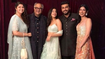 Anshula Kapoor, Boney Kapoor, Janhvi Kapoor, Arjun Kapoor, and Khushi Kapoor. Anshula Kapoor, Boney Kapoor, Janhvi Kapoor, Arjun Kapoor, and Khushi Kapoor. 