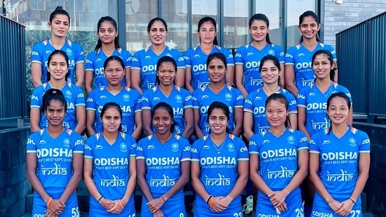 The Indian women's hockey team pose for a photograph.(Hockey India)