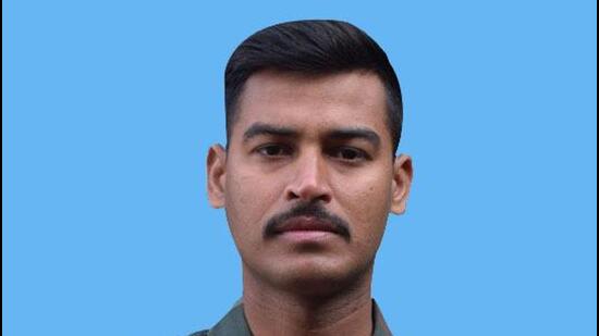 The White Knight Corps has expressed grief over the loss of two army personnel, Captain Anand (in photo) and Naib Subedar Bhagwan Singh, and expressed solidarity with their families. (Twitter/Whiteknight_IA)