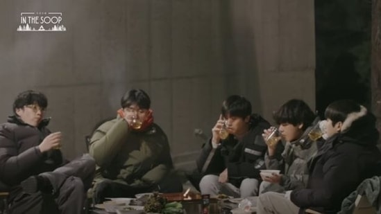 Peakboy, Park Seo-joon, Park Hyung-sik, BTS' V and Choi Woo-shik in the new In the Soop Friendcation teaser.