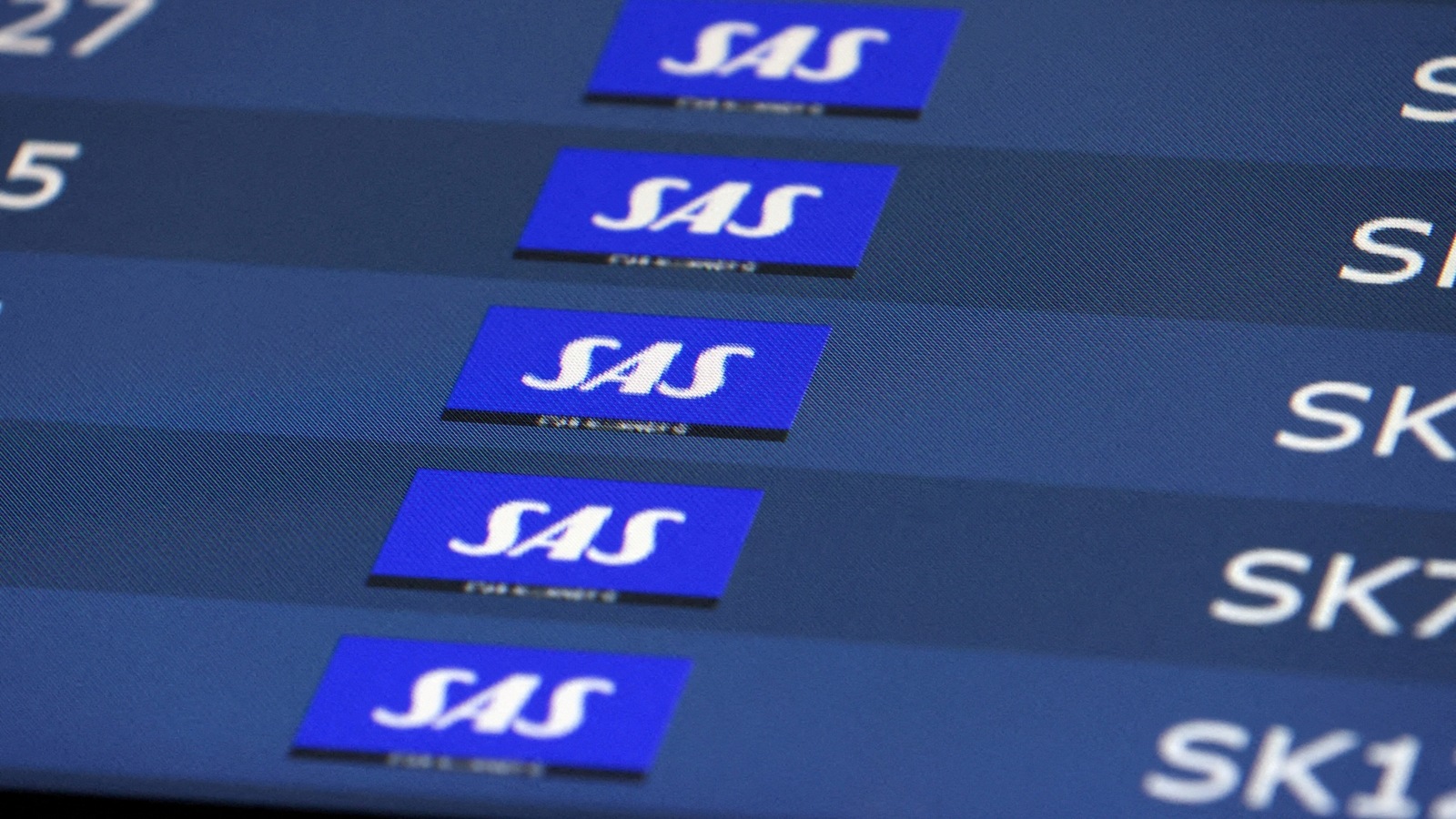 Scandinavian airline reaches deal over 15-day strike costing $12 million per day