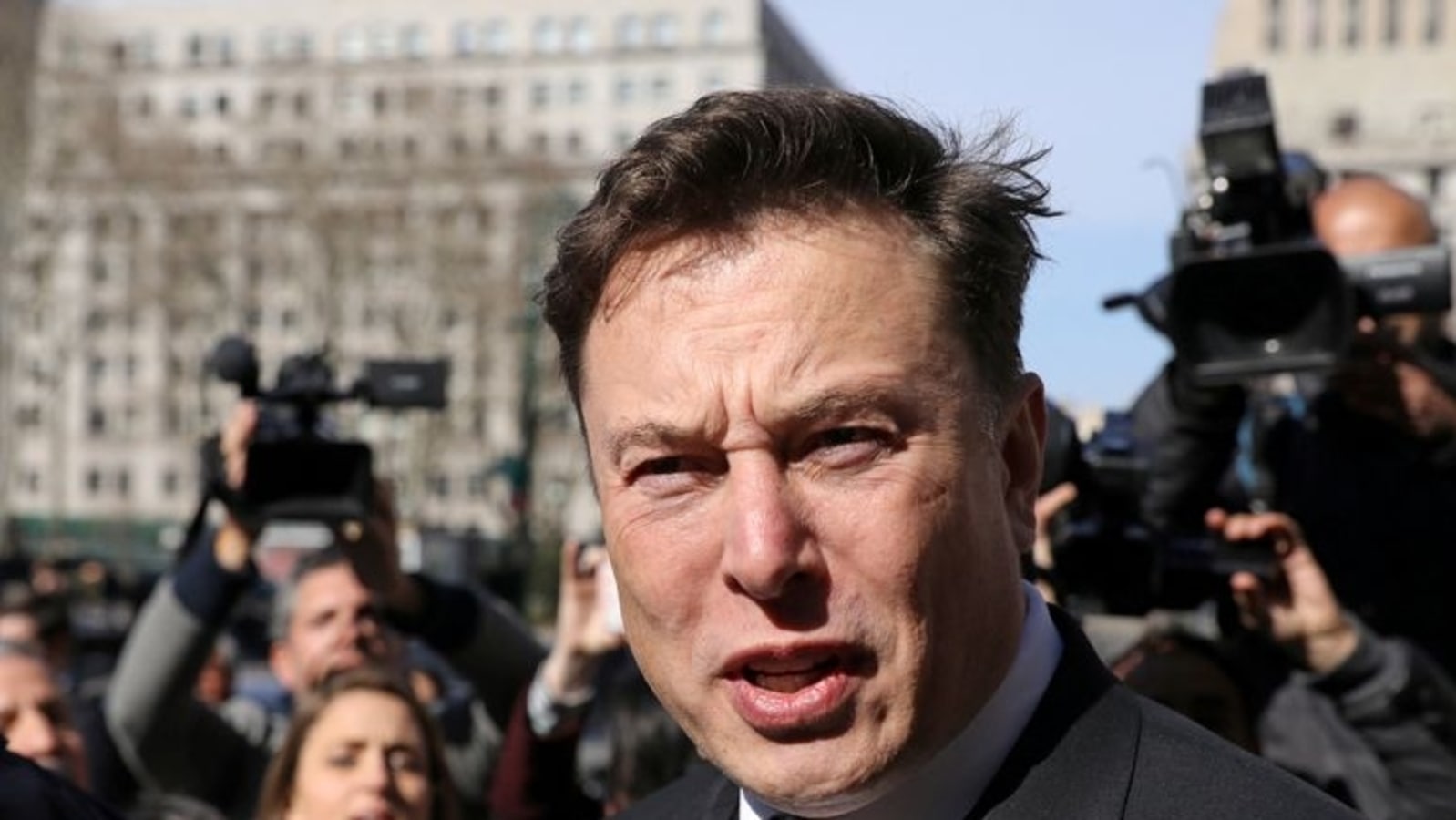 elon-musk-slow-walking-on-lawsuit-says-twitter-judge-tests-covid-ve-reports
