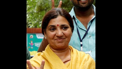 Parvati BJP MLA Madhuri Misal transferred ₹3,400 each via unified payments interface (UPI) (HT FILE PHOTO) Parvati BJP MLA Madhuri Misal transferred ₹3,400 each via unified payments interface (UPI) (HT FILE PHOTO)