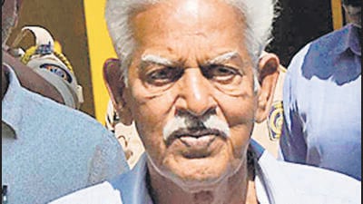Mumbai, India - February 28, 2020: Varavara Rao, accused related in Elgar Parishad, Bhima Koregaon case, escorted by Mumbai police as taken from the Arthur road jail to the session court for the court hearing, in Mumbai, India, on Friday 28 Feb, 2020. (Photo by Bhushan Koyande/ HT) (HT PHOTO)