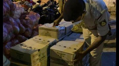 The Kurukshetra police have also registered 20 cases and recovered 180 bottles of illicit liquor and 195 litres of lahan. (HT File Photo)