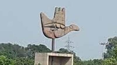 The committee, which is headed by Chandigarh MP Kirron Kher, also recommended that a temporary roof be put up in Sector 7 and 26 shop-cum-offices and additional activities be allowed in industrial areas. (Representative Image/HT File) The committee, which is headed by Chandigarh MP Kirron Kher, also recommended that a temporary roof be put up in Sector 7 and 26 shop-cum-offices and additional activities be allowed in industrial areas. (Representative Image/HT File)