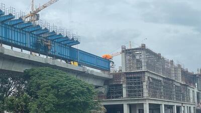 Pune Metro on Tuesday completed the viaducts’ work on reach 2 between Vanaz and Civil court stations. (HT)