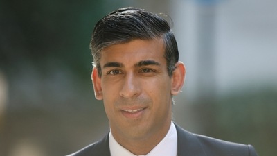 Former Chancellor of the Exchequer Rishi Sunak walks in London, Britain. (Reuters)